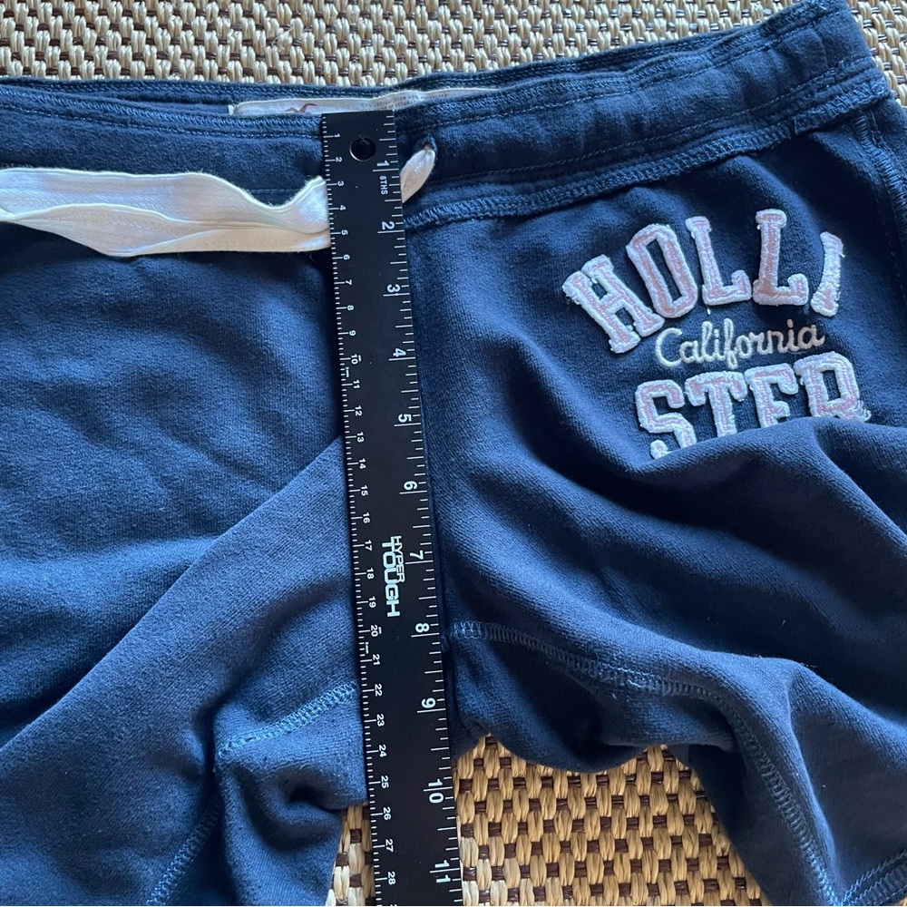 Hollister California Y2K Terry Fleece Shorts Dark Blue Medium - Picture 7 of 8